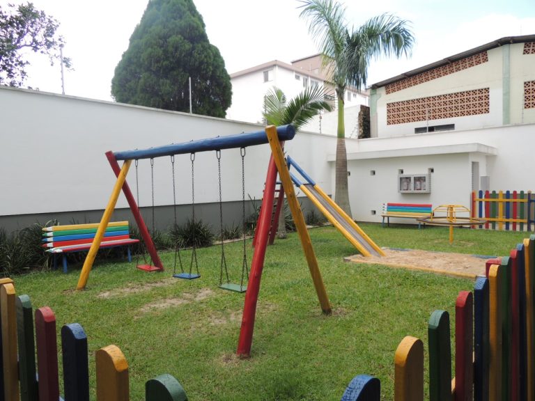 Apartamento de 02 quartos à venda no Bairro Santa Bárbara