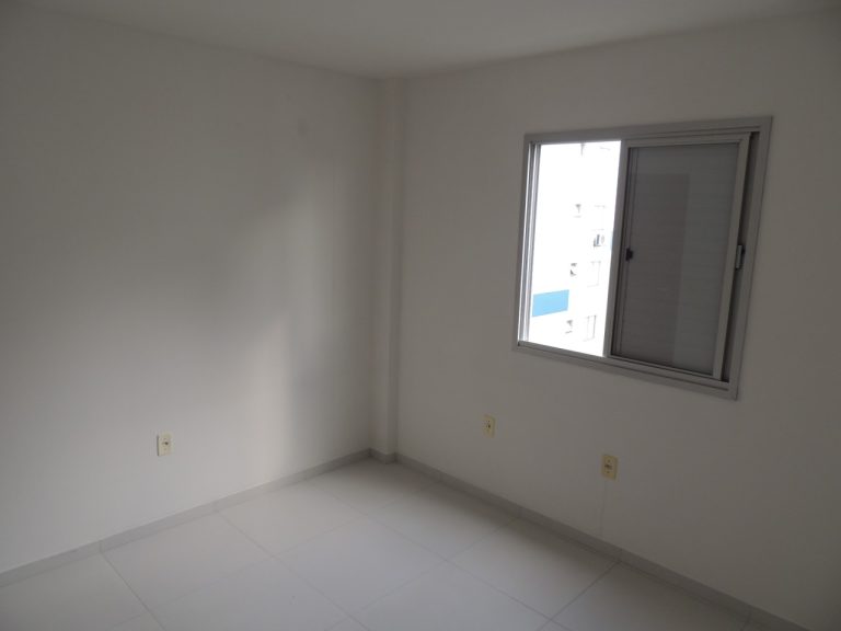 Apartamento de 02 quartos à venda no Bairro Santa Bárbara