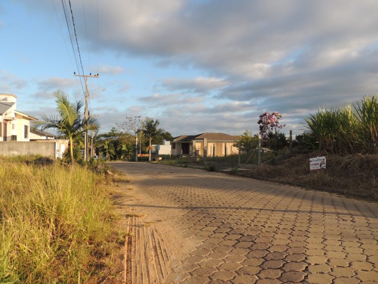 Lote à Venda no Bairro Demboski | 364m² | Rua Jarvis Gaidzinski Lote à Venda no Bairro Demboski | 364m² | Rua Jarvis Gaidzinski